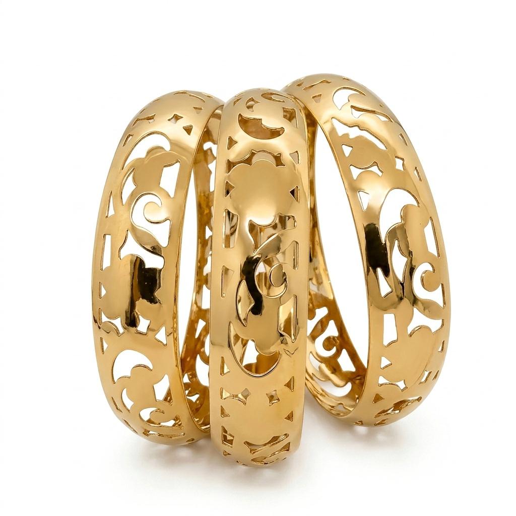 Wide Moroccan Hoop Bracelet, 14k Gold, Item no: ILC22